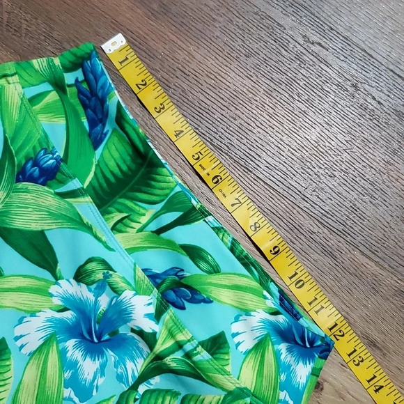 Tommy Bahama golf/tennis skirt built in shorts tropical floral NWT - Picture 5 of 7